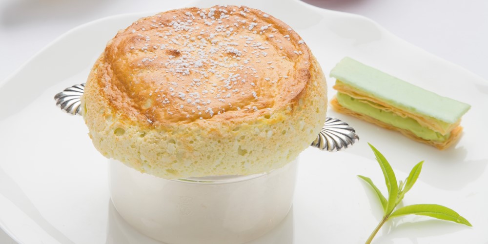 Apple and lime light soufflé