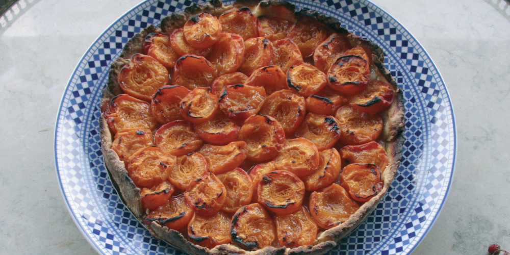 Apricot cake