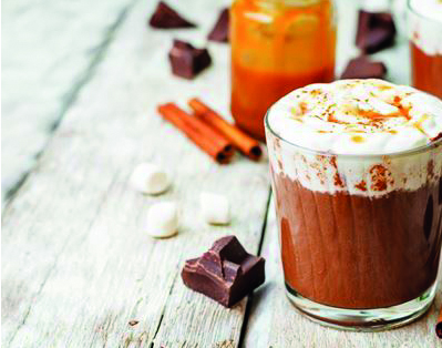 Chantilly with hot chocolate