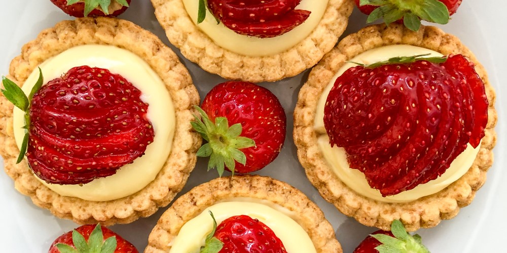 Mardi Michels makes…Tartelettes à la fraise