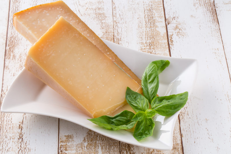 Cheese wire… Comté
