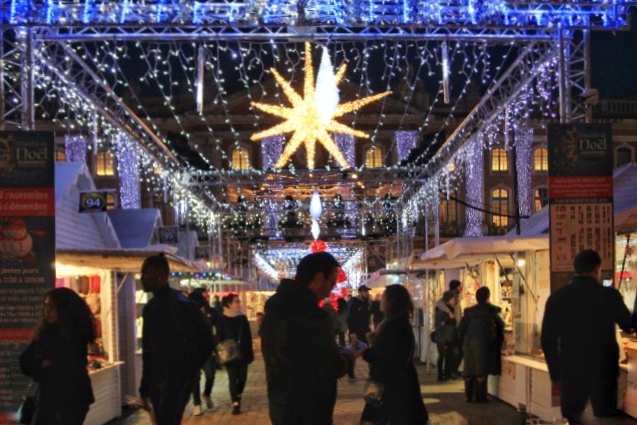 Go christmas shopping at Toulouse Christmas market