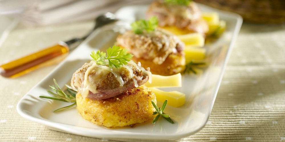 A French festive treat… crispy filet mignon topped with Emmental and served on a bed of polenta