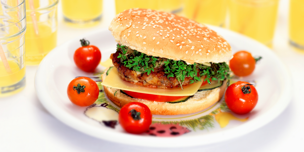 Turkey cheeseburger recipe with Comté