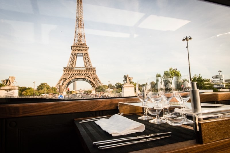 Bustronome: a moveable feast in Paris