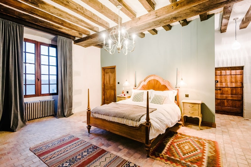 Manoir de Jouralem main bedroom