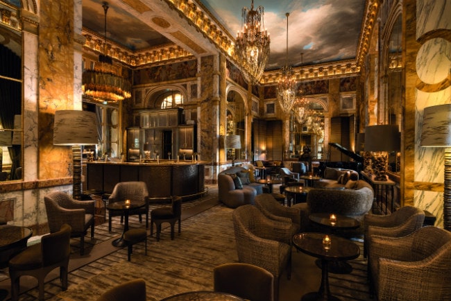 12 fashionable cocktail bars in Paris