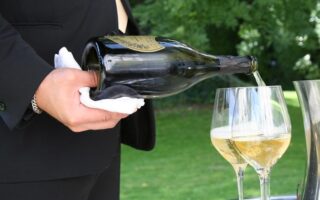 How to choose champagne to suit your taste and budget