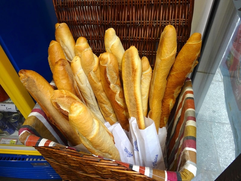 Paris bakers go into battle for best baguette competition