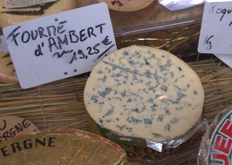 Cheese wire… Fourme D’Ambert