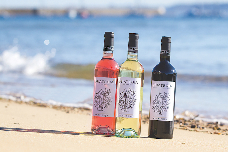 Underwater French wines