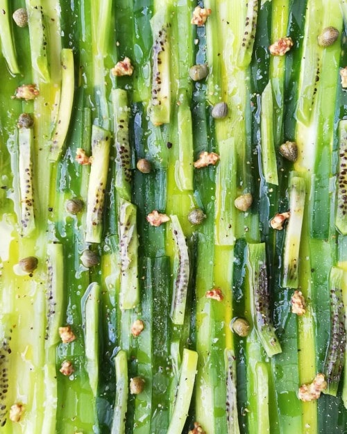 Leeks with capers in a kiwi vinaigrette