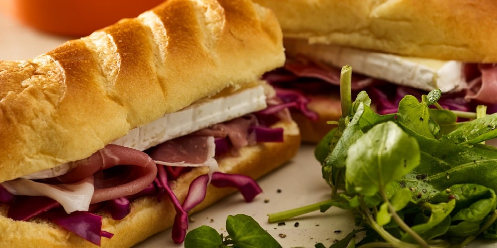 Prosciutto, brie & red cabbage sandwich