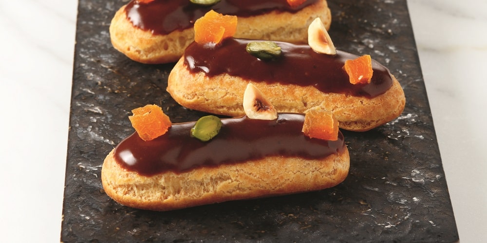 Chocolate bark éclairs