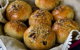 Cranberry and thyme bread