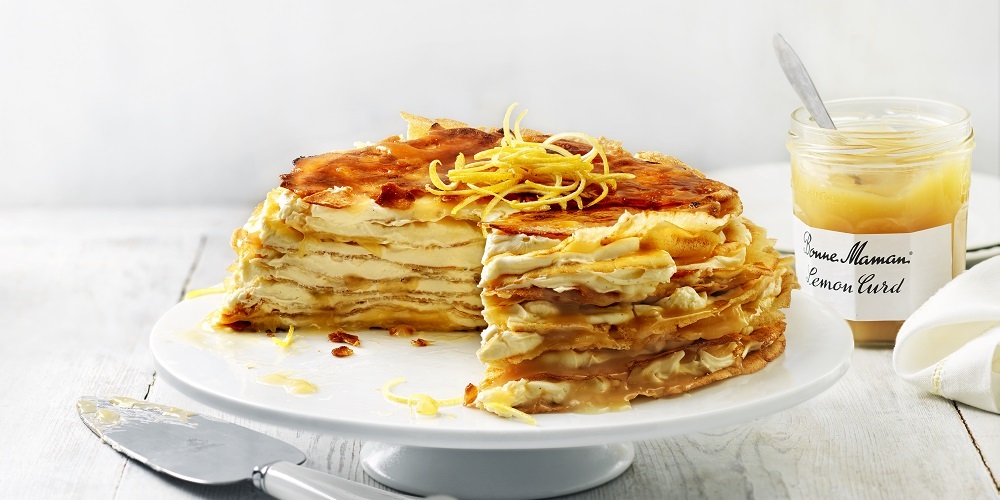 Lemon curd & caramel crêpe cake