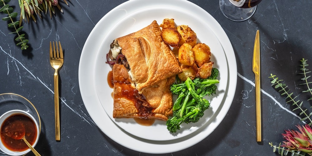 Camembert, balsamic onion and mushroom wellingtons