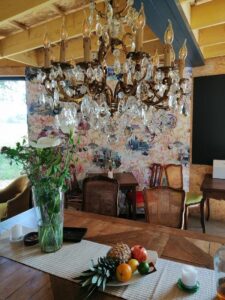 new restaurant in the Bercé Forest interior