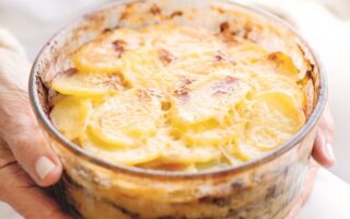 Potato and parsley gratin
