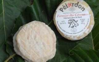 Three goat’s cheeses for your cheeseboard