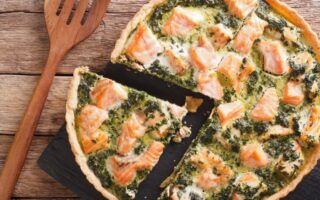 Salmon and spinach quiche