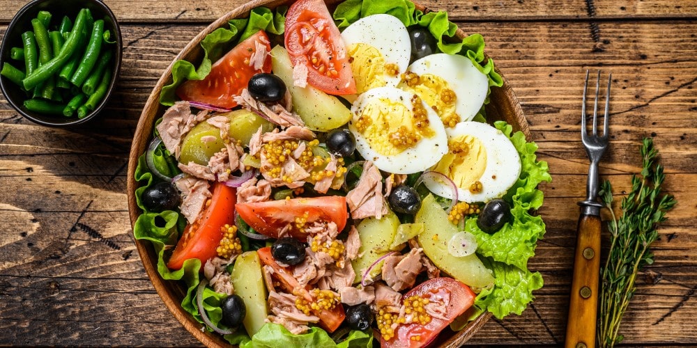 Tuna nicoise salad