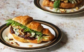 Roquefort, fig chutney & walnut croissant