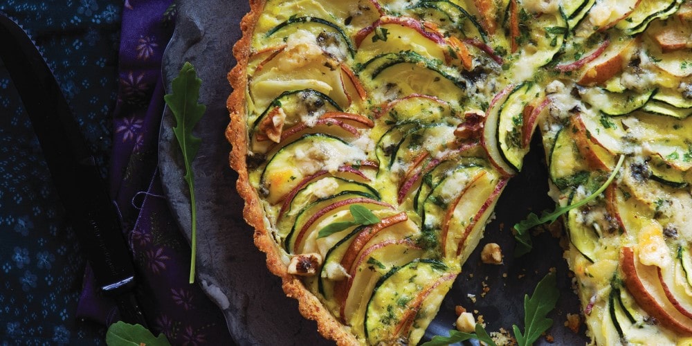 Vegetable tart with pear and roquefort and an endive salad