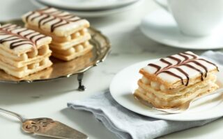 Millefeuilles with vanilla cream