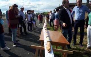 It’s the longest rillettes sandwich in the world!
