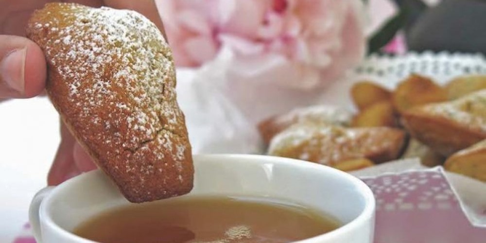 Honey, rose & green tea madeleines