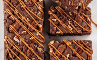 Caramel pecan brownies