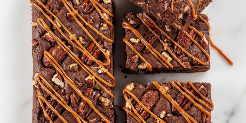 Caramel pecan brownies