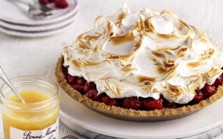 Lemon and raspberry meringue tart