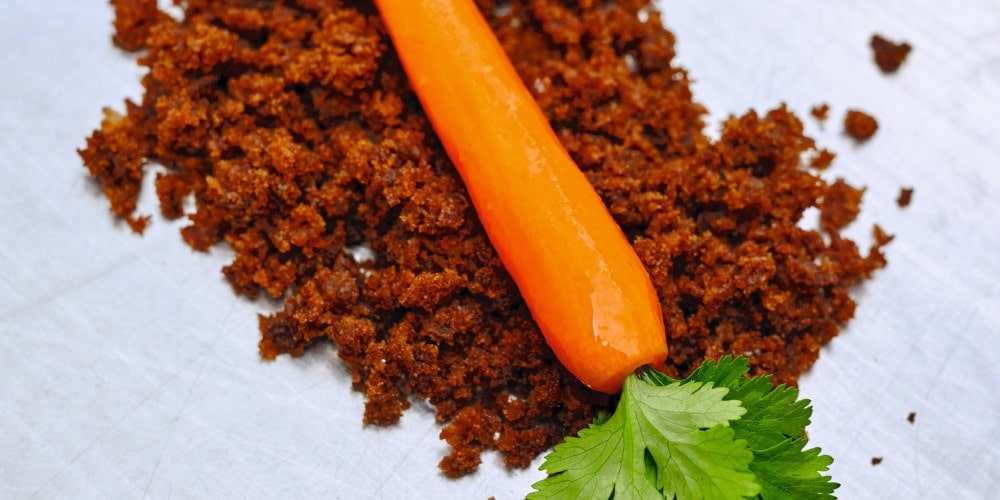 Carrot-shaped carrot cake