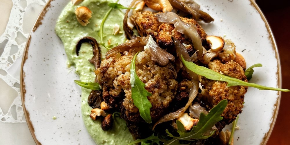 Roasted cauliflower salad