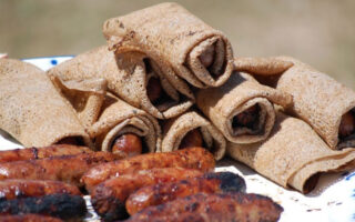 The world’s longest galette-saucisse hits 72m