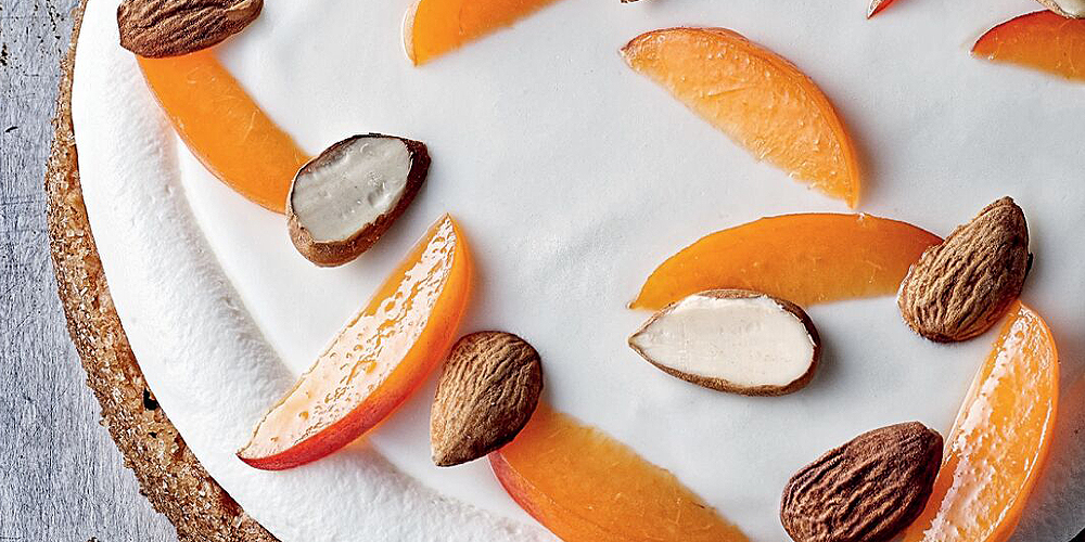 Breton cake with almond blancmange and apricots