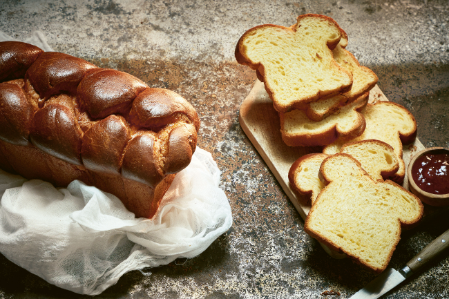 Plaited brioche by Éric Kayser