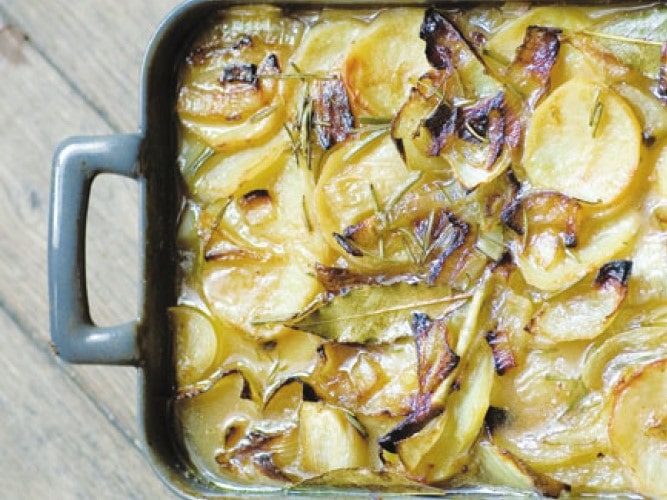 Boulangère potatoes