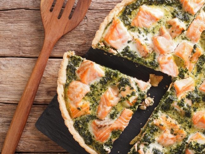 Salmon and spinach quiche