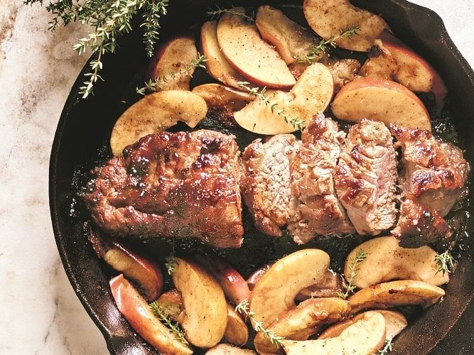Pork tenderloins with apples