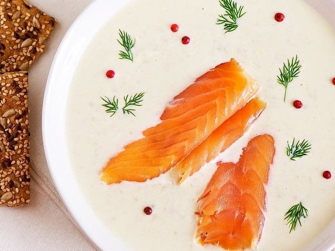 Jerusalem artichoke and smoked salmon velouté