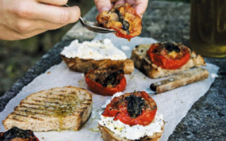 Provençal style tomatoes