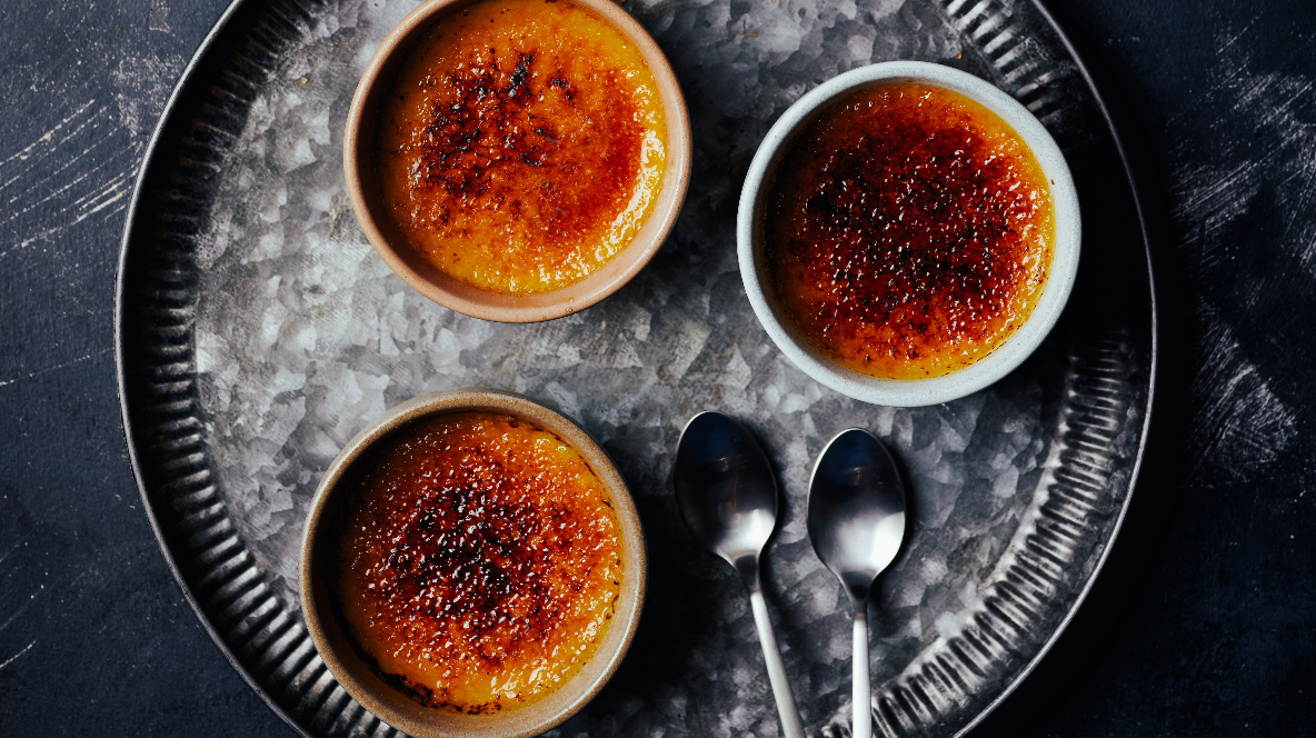 Classic crème brûlée