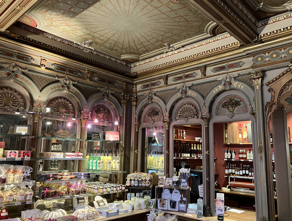 Inside the Mulot & Petitjean Shop