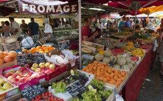 Etiquette in French Markets: How to Shop Like a Local