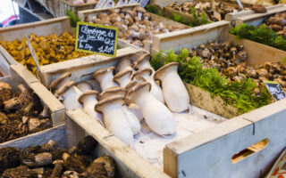 Au marché in November: What to buy at a French market this month